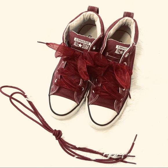 Converse Shoes - Converse all star hi tops. Size 7